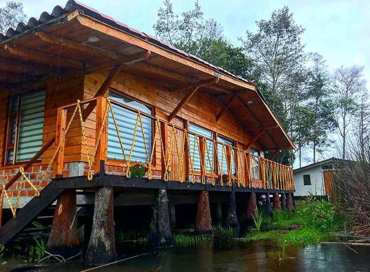 Hermosa Cabana En La Cocha-Finca Indiana El Encano Екстер'єр фото