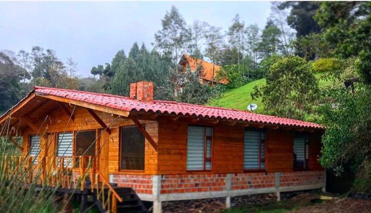 Hermosa Cabana En La Cocha-Finca Indiana El Encano Екстер'єр фото